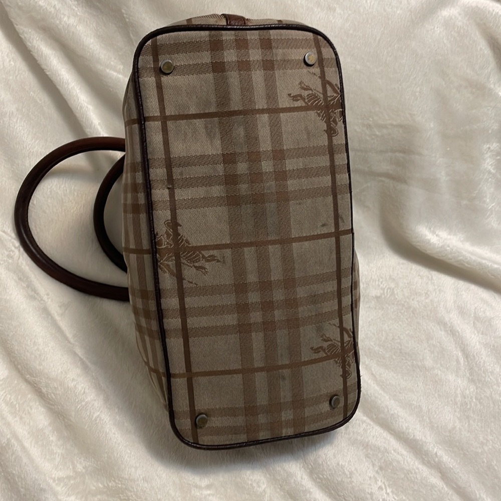 Authentic Burberry Women’s Handbag - Picture 2 of 8